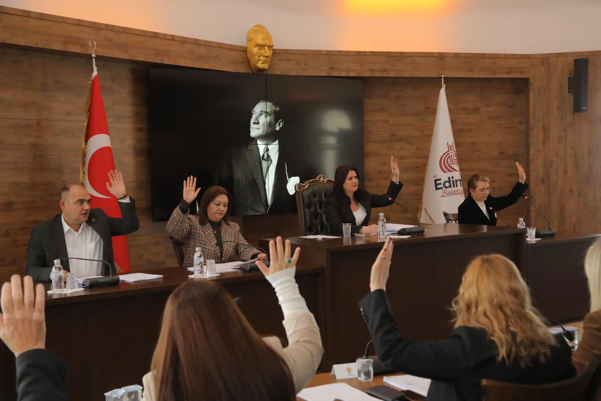 BELEDİYE MECLİSİNDEN ÖNEMLİ KARARLAR